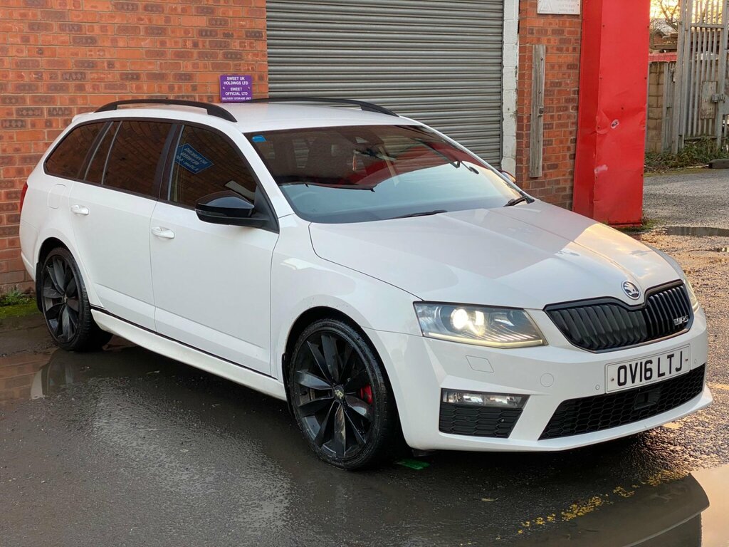 Skoda Octavia 2.0 Tdi Vrs Dsg 4Wd Euro 6 Ss OV16LTJ White #4