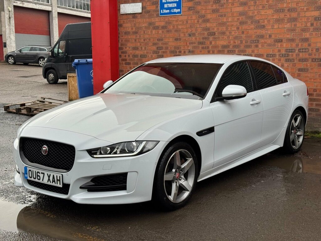 Jaguar XE 2.0D R-sport Awd Euro 6 Ss OU67XAH White #2