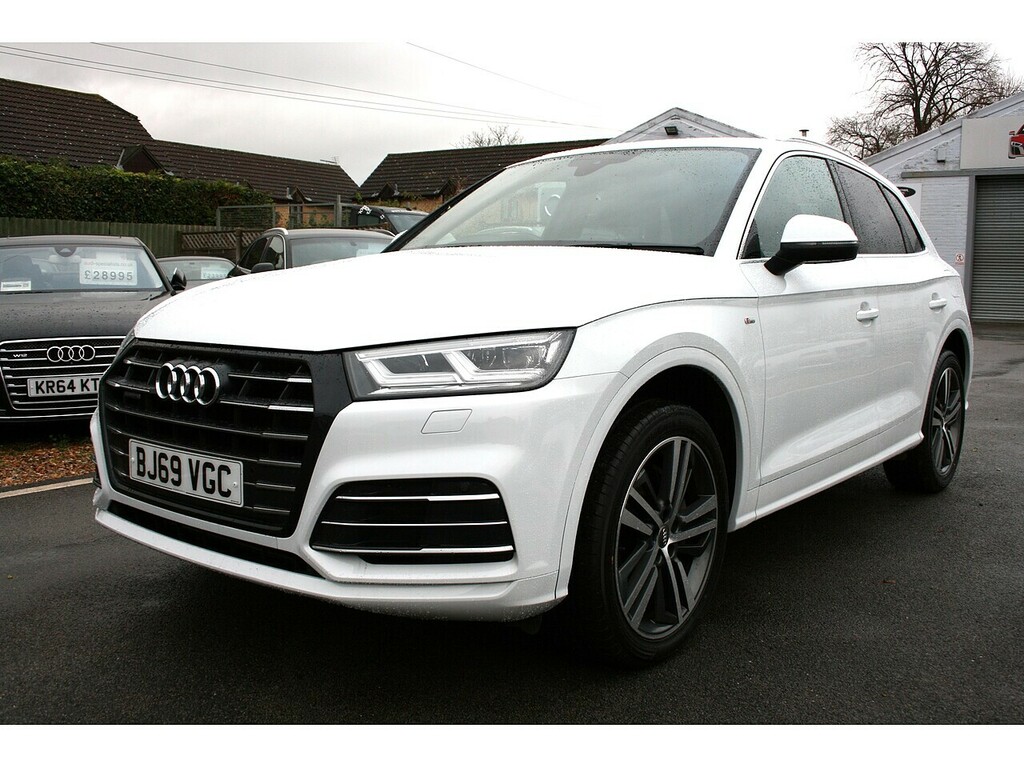 Audi Q5 2.0 Tfsie S Line Hybrid Competition U861 Ulez White