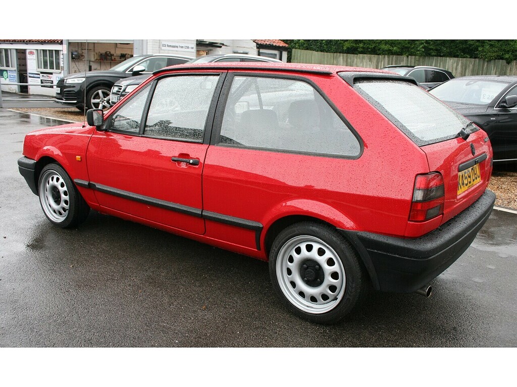 Volkswagen Polo Coupe 1993 Red #7