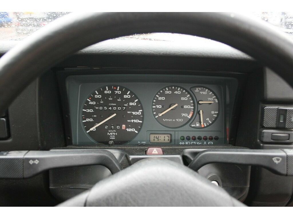 Volkswagen Polo Coupe 1993 Red #8