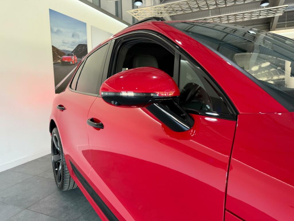 Porsche Macan Suv 2.9 T V6 Turbo 202121 Red #5