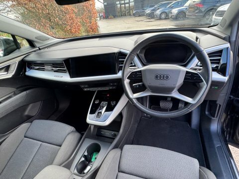 Audi Q4 E Tron 35 Sport BG71EWZ Black #4