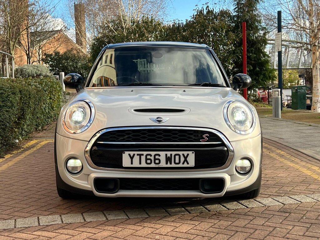 Mini Hatch 2.0 Cooper S Euro 6 Ss YT66WOX Silver #4