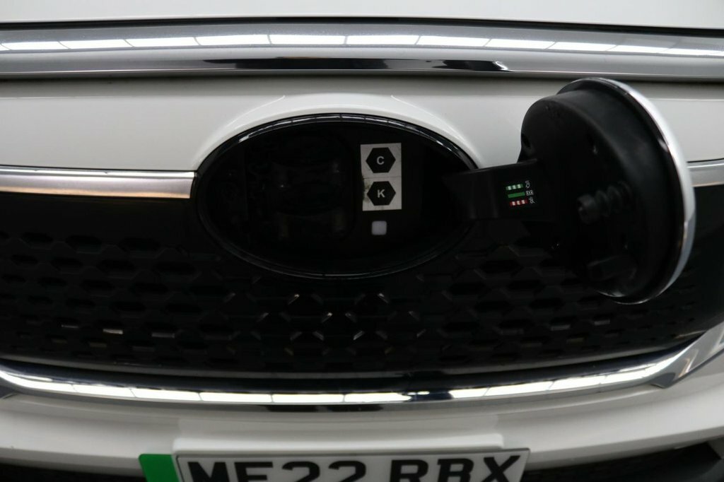 Maxus eDeliver 9 Mpv White #58