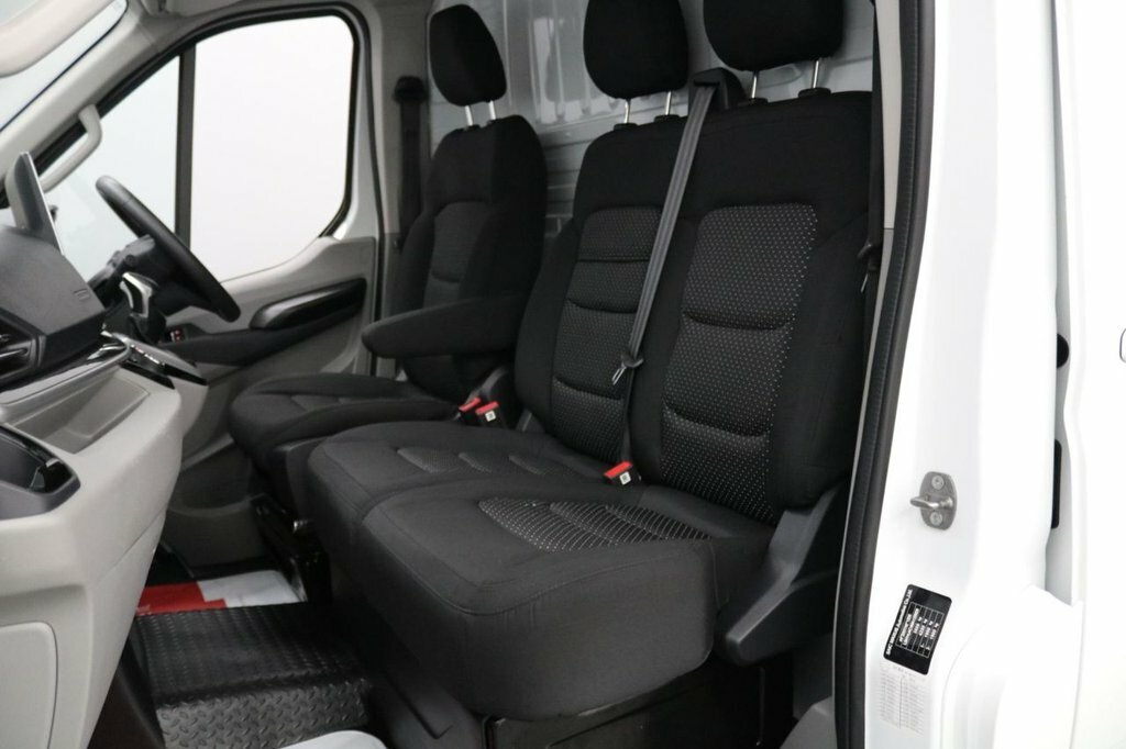 Maxus eDeliver 9 Mpv White #20