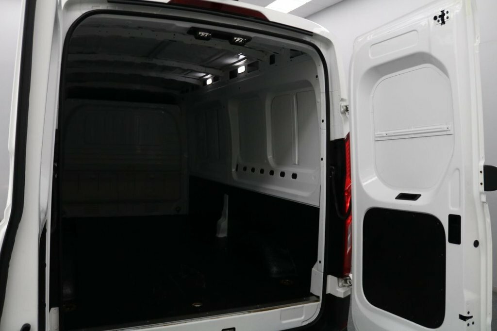 Maxus eDeliver 9 Mpv White #19
