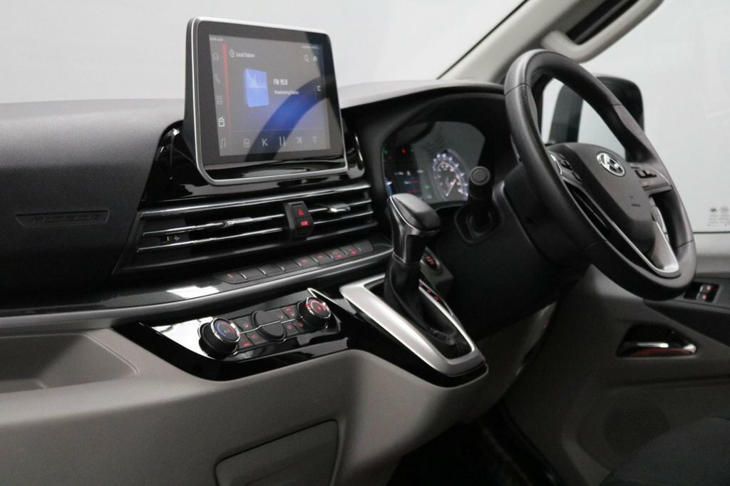 Maxus eDeliver 9 Mpv White #2