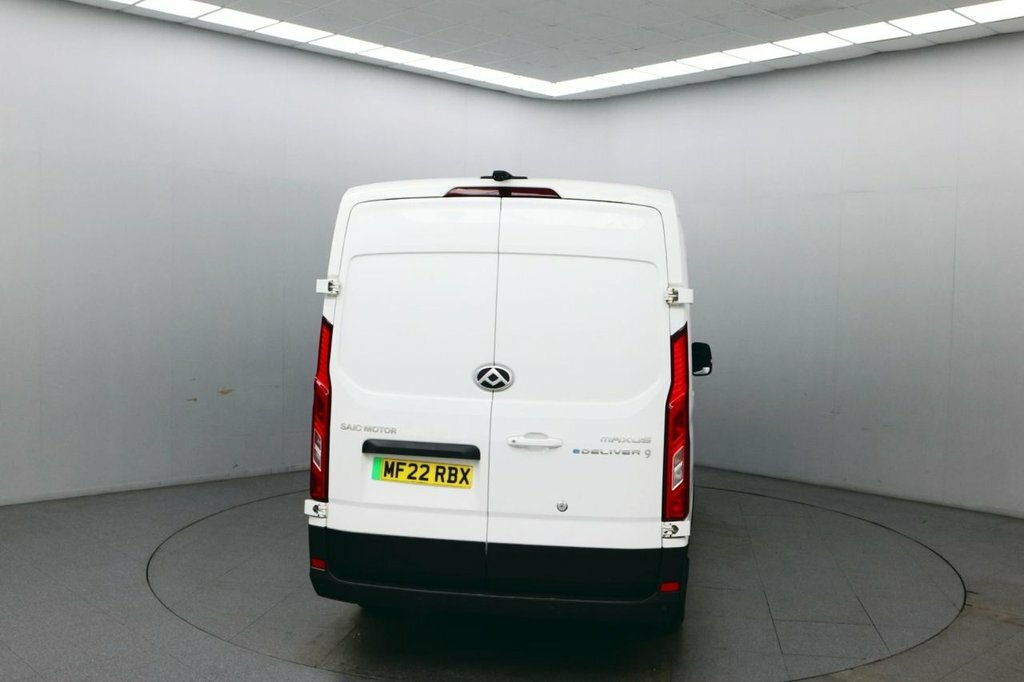 Maxus eDeliver 9 Mpv White #7