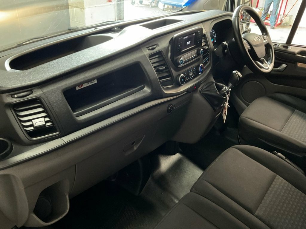 Ford Transit Custom 2L 280 Trend Pv L1 H1 SR19UAE Silver #6