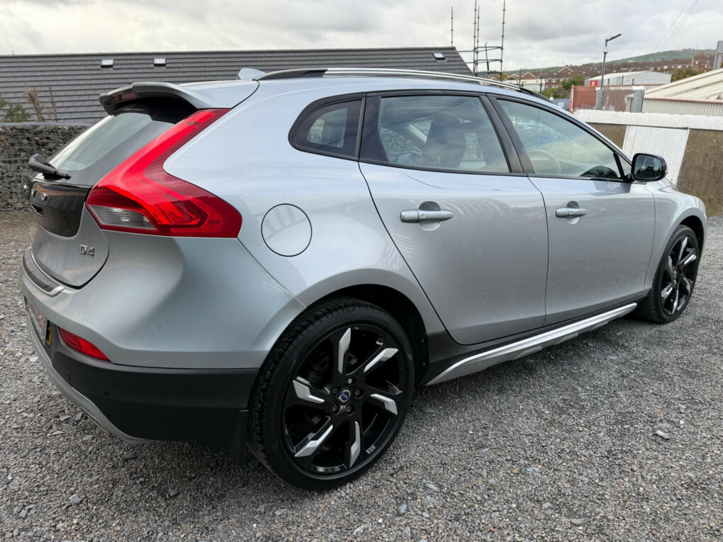 Volvo  2.0 D4 Lux Nav Euro 6 Ss Black #5