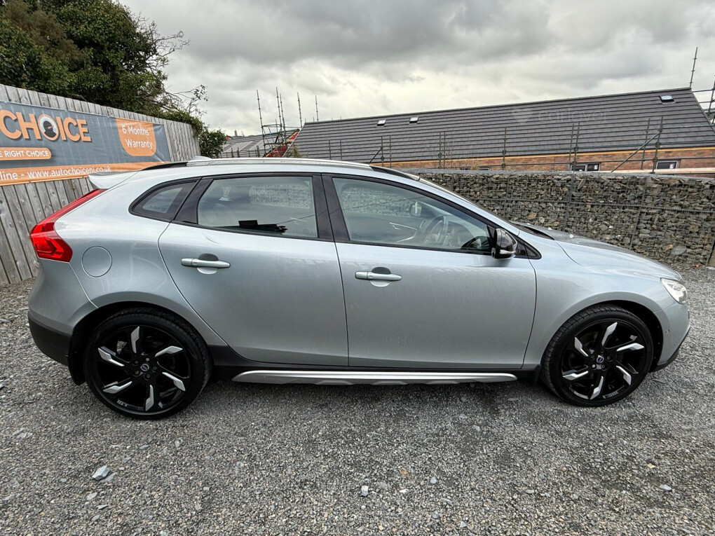 Volvo  2.0 D4 Lux Nav Euro 6 Ss Black #4