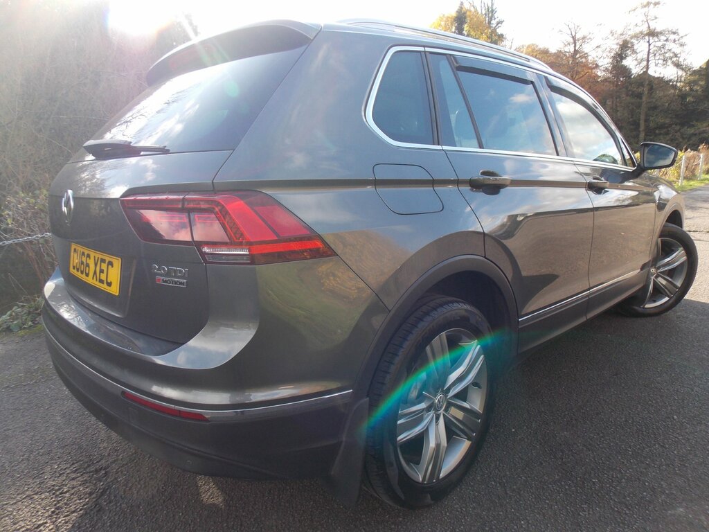 Volkswagen Tiguan 2.0 Tdi Bluemotion Tech Sel Suv CU66XEC Grey #4