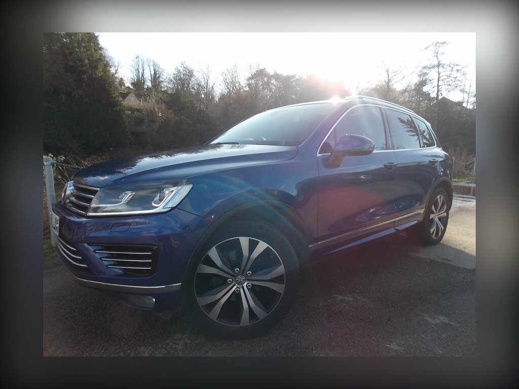 Volkswagen Touareg 3.0 Tdi V6 Bluemotion Tech R-line Suv T AF65LJX Blue #2