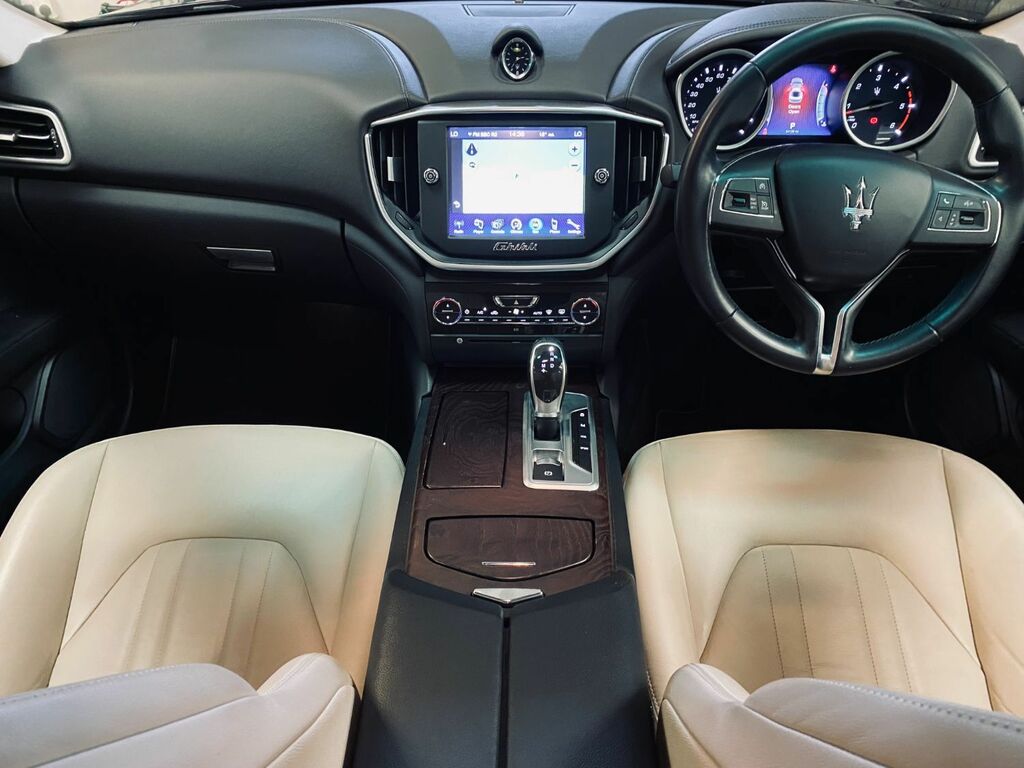 Maserati Ghibli Dv6 Black #2