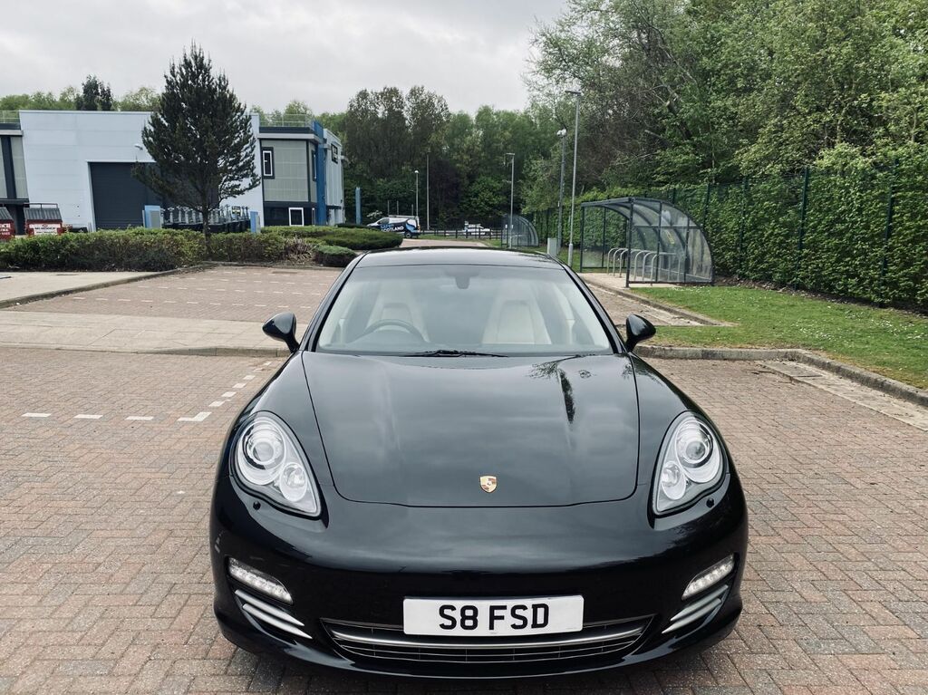 Porsche Panamera Platinum Edition D V6 Tiptronic S8FSD Black #4