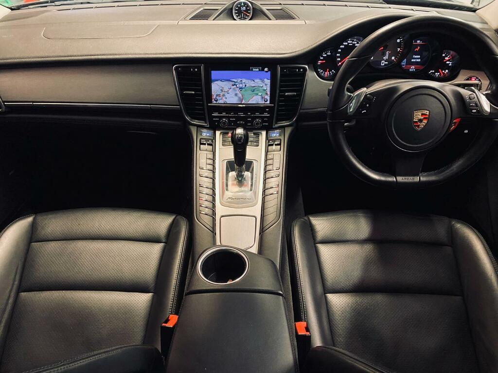 Porsche Panamera 4S Pdk LG10PFV Black #2