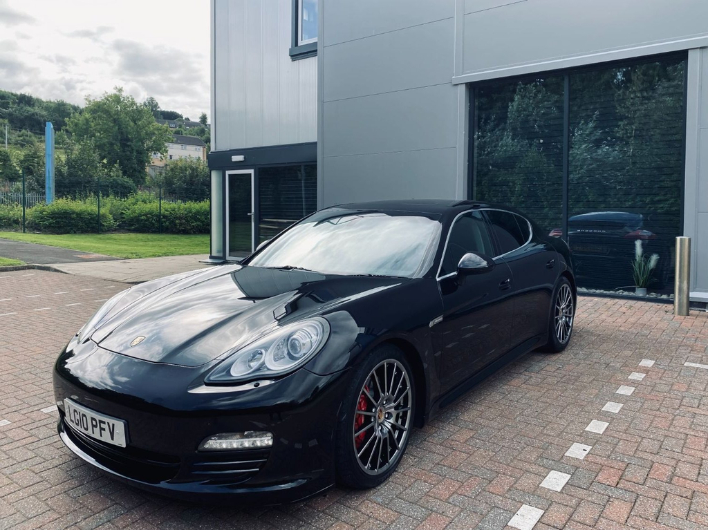 Porsche Panamera 4S Pdk LG10PFV Black