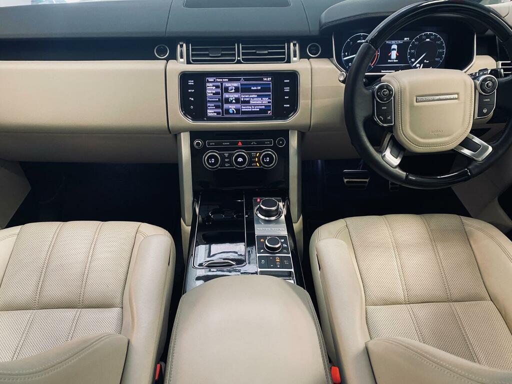 Land Rover Range Rover 4.4 Sd V8 Vogue AX13HFS Black #2
