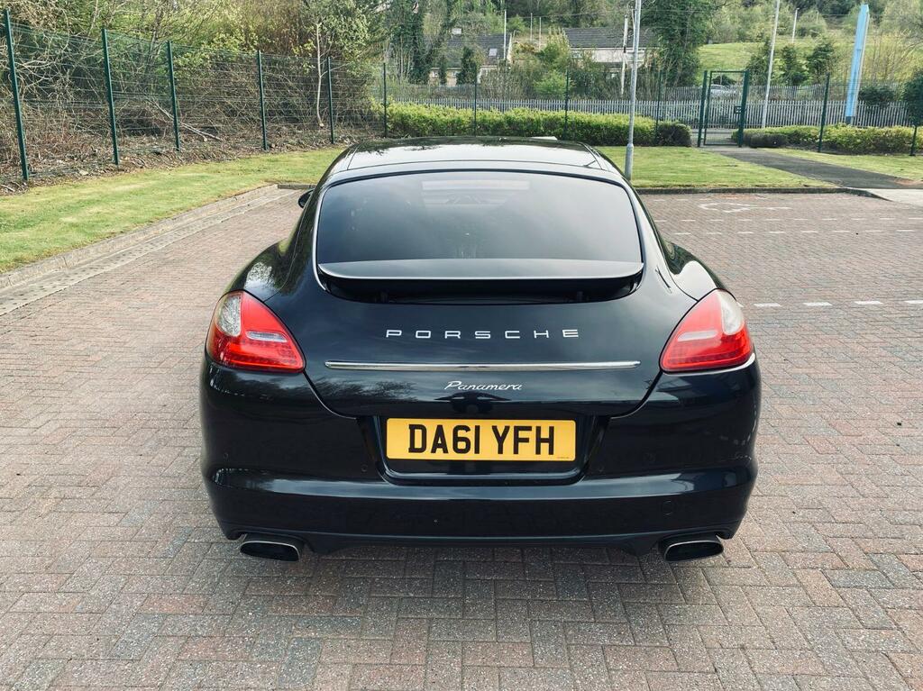 Porsche Panamera 3.0 D V6 Black #5