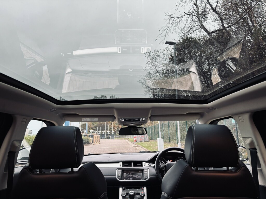 Land Rover Range Rover Evoque 2.2 Sd4 Prestige RV64DXT Black #3