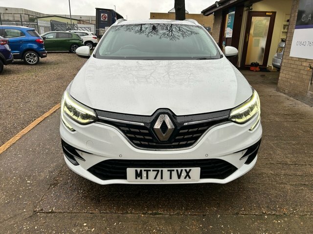 Renault Megane 1.5 Blue Dci Iconic Sport Tourer White #2