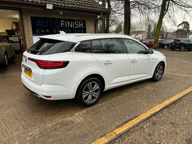 Renault Megane 1.5 Blue Dci Iconic Sport Tourer White #6