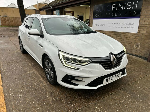 Renault Megane 1.5 Blue Dci Iconic Sport Tourer White