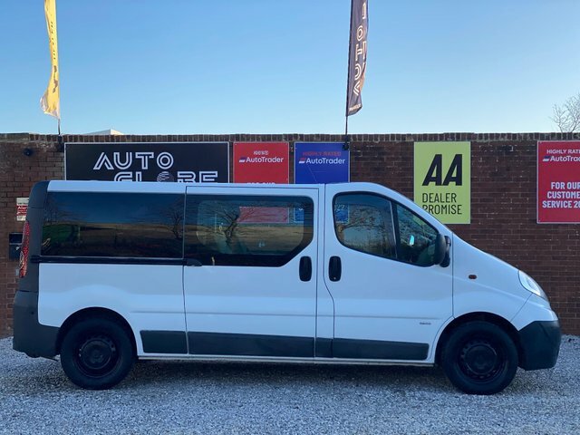 Vauxhall Vivaro 2900 Cdti Fwd L3 DU64RWX White #2