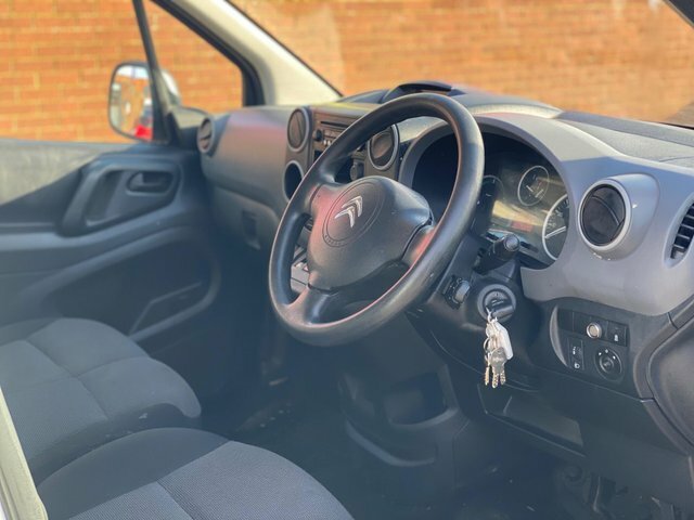 Citroen e-Berlingo Mpv White #11