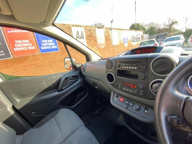 Citroen e-Berlingo Mpv White #15