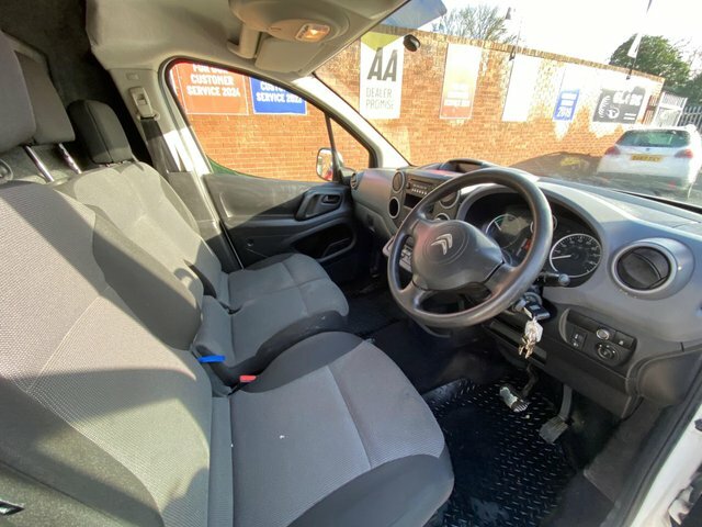 Citroen e-Berlingo Mpv White #12