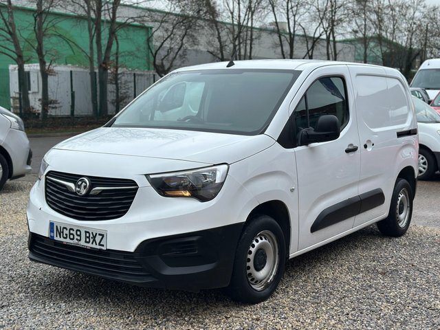 Vauxhall Combo Turbo D 2000 Edition NG69BXZ White #2