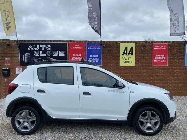 Dacia Sandero Stepway Tce Comfort Euro 6 RJ68FHZ White #5