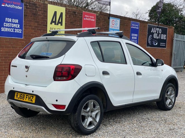 Dacia Sandero Stepway Tce Comfort Euro 6 RJ68FHZ White #4