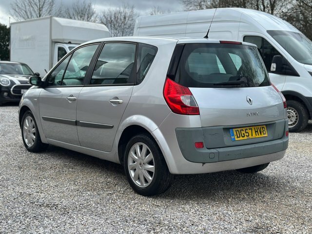 Renault Scenic Vvt Dynamique Silver #4