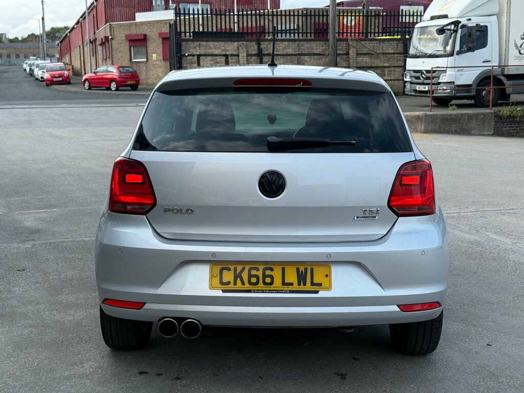 Volkswagen Polo Match Tsi 3-Door Silver