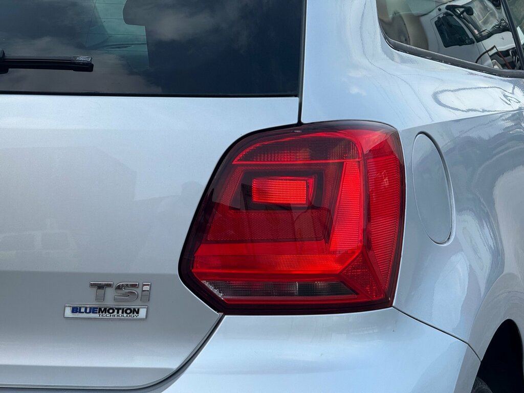 Volkswagen Polo Match Tsi 3-Door CK66LWL Silver #2