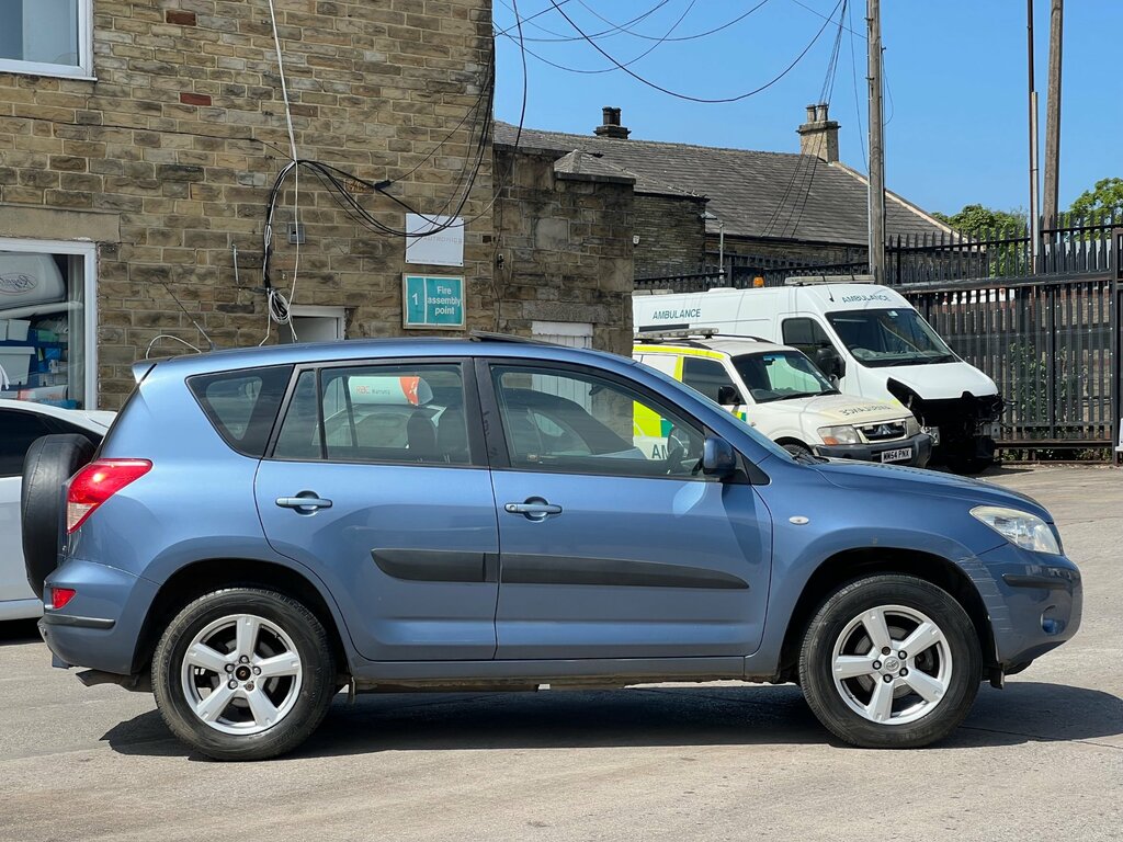 Toyota Rav 4 Xt4 Vvt-i 5-Door Blue #3
