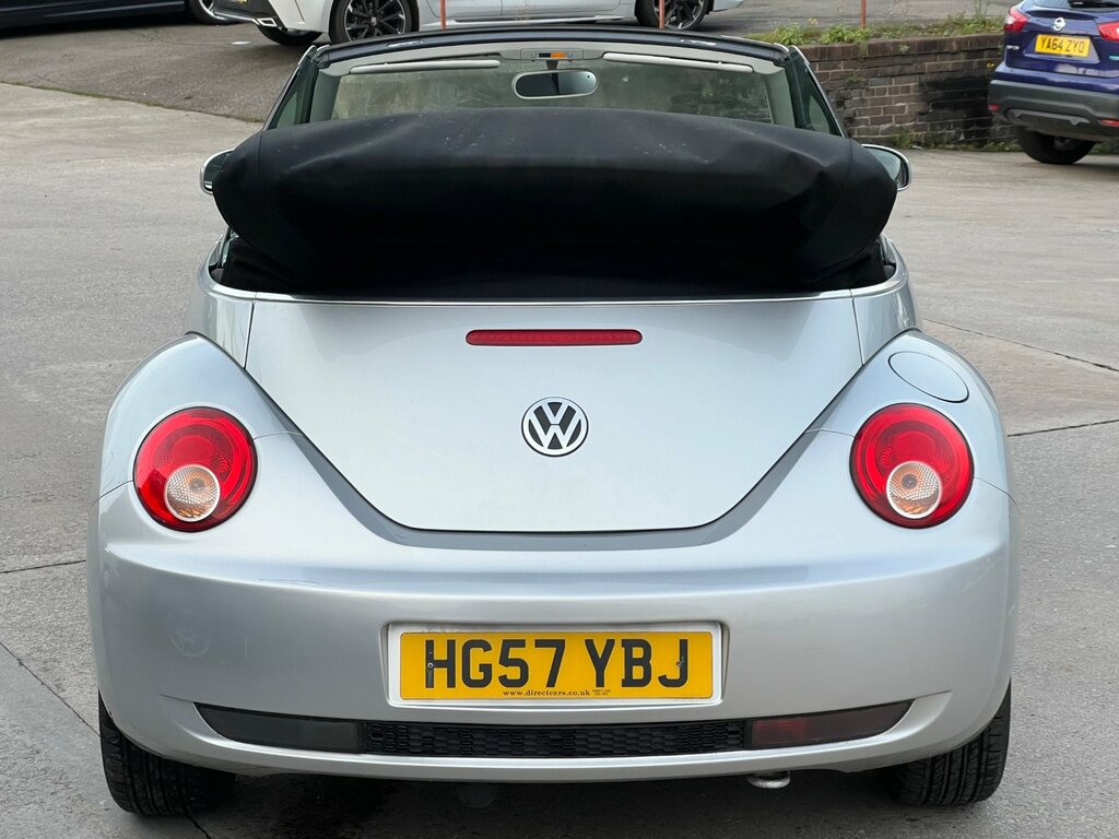 Volkswagen Beetle Luna 8V 2-Door HG57YBJ Silver #4
