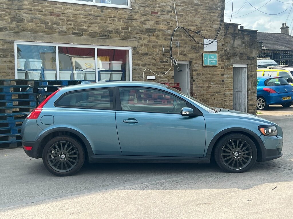 Volvo C30 D Se Lux 3-Door Blue #2