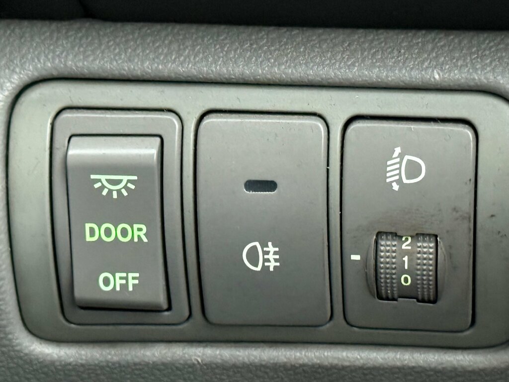 Kia Sedona Ls Silver #25