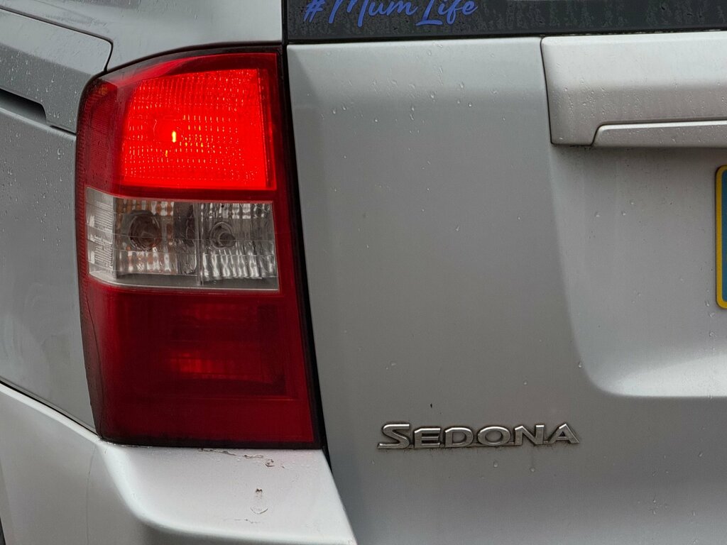 Kia Sedona Ls Silver #6
