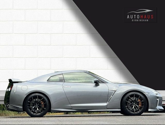 Nissan GT-R 3.8 V6 Recaro Coupe 4Wd Euro 6 57 Gold #2