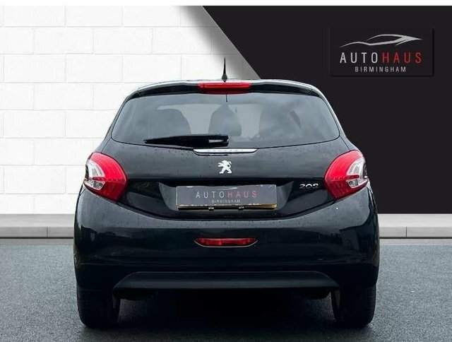 Peugeot 208 1.2 Allure 82 Bhp SA15TFO Black #6