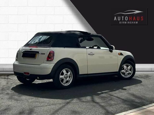 Mini Convertible 1.6 Cooper 120 Bhp White #4