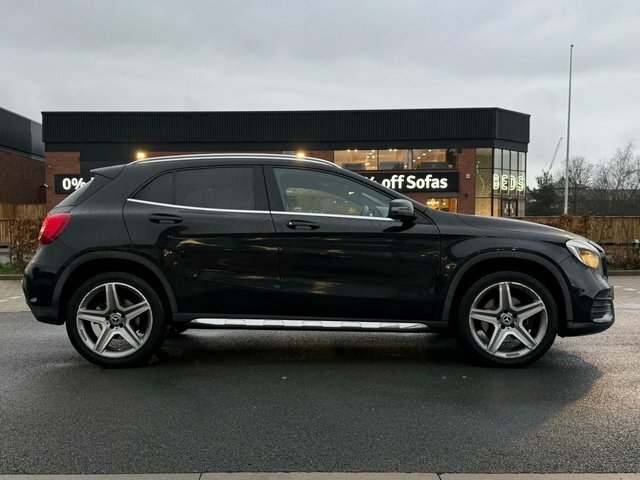 Mercedes-Benz GLA Class 2.1 Gla220d Amg Line Executive Suv 7G KR67JXZ Black #4