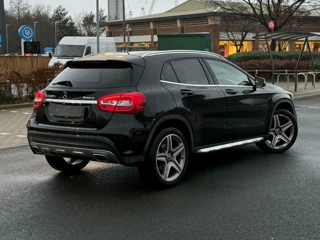 Mercedes-Benz GLA Class 2.1 Gla220d Amg Line Executive Suv 7G KR67JXZ Black #5