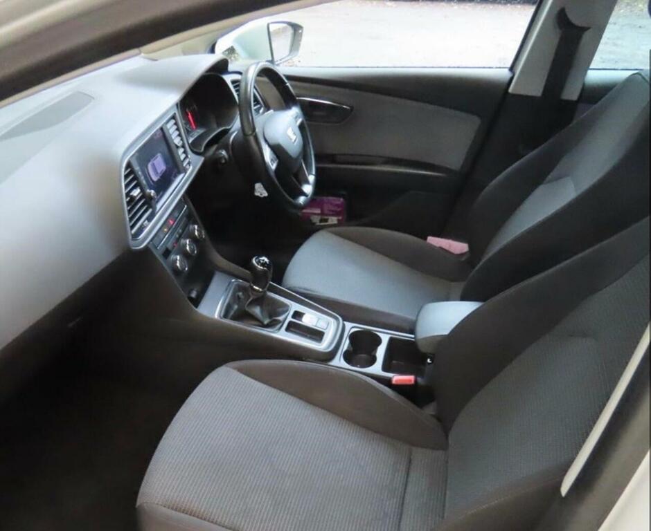 Seat Leon 1.6 Tdi Se Dynamic Euro 6 Ss FG20EGY White #3