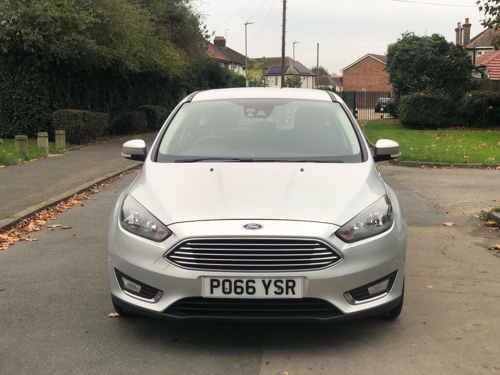 Ford Focus 1.0T Ecoboost Titanium Euro 6 Ss PO66YSR Silver #3